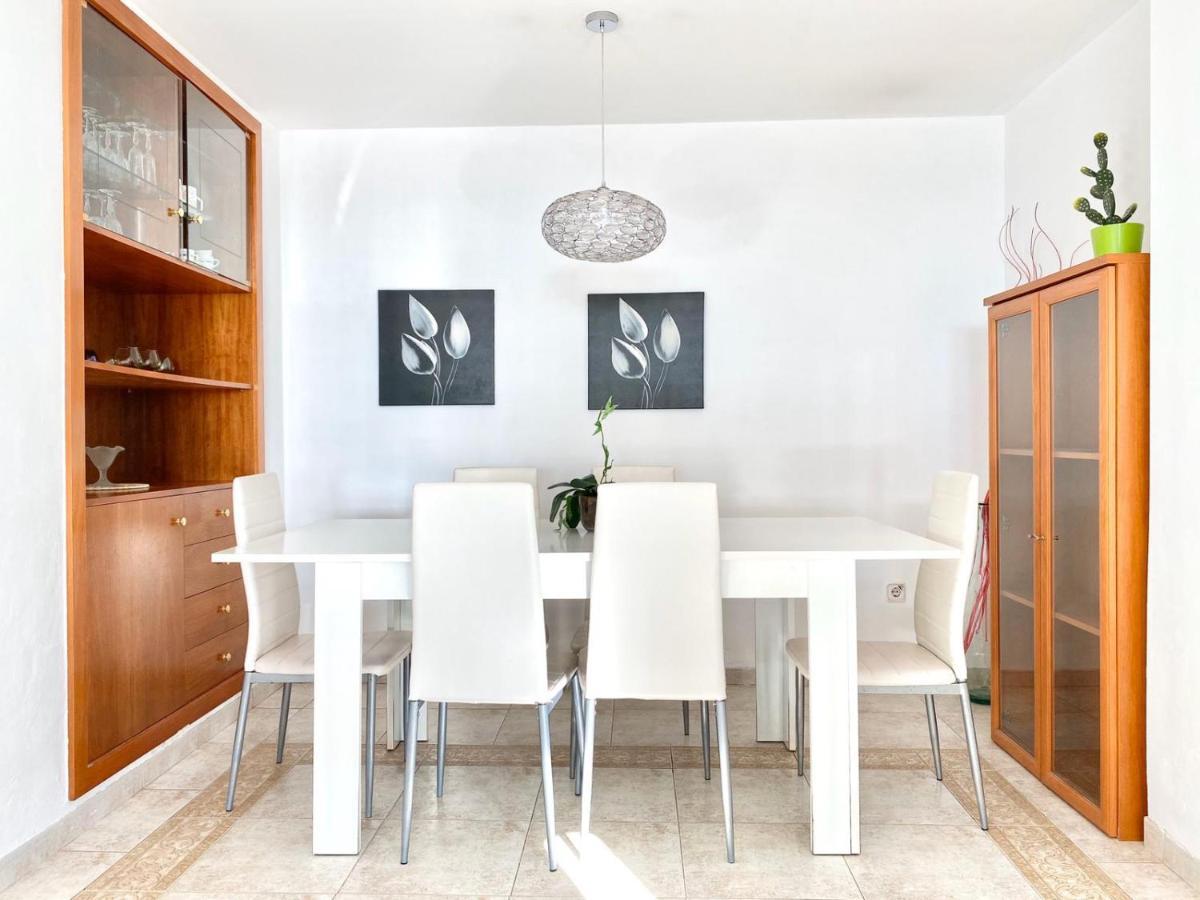 Appartement Devant La Plage Roses Exteriér fotografie
