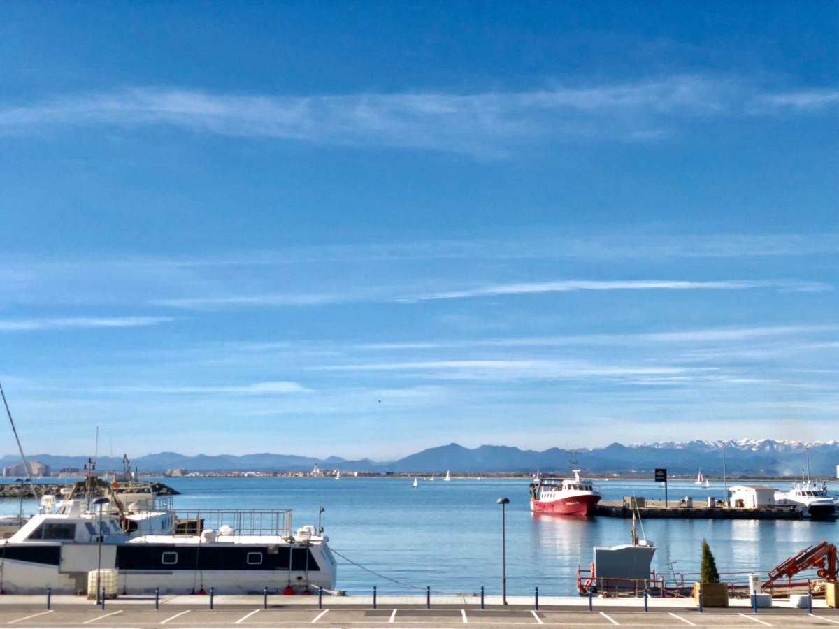 Appartement Devant La Plage Roses Exteriér fotografie